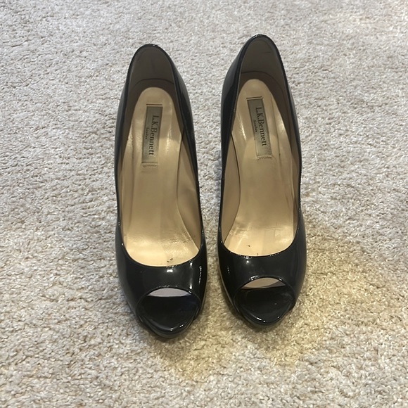 LK Bennet size 38 (size 7) - Picture 2 of 6